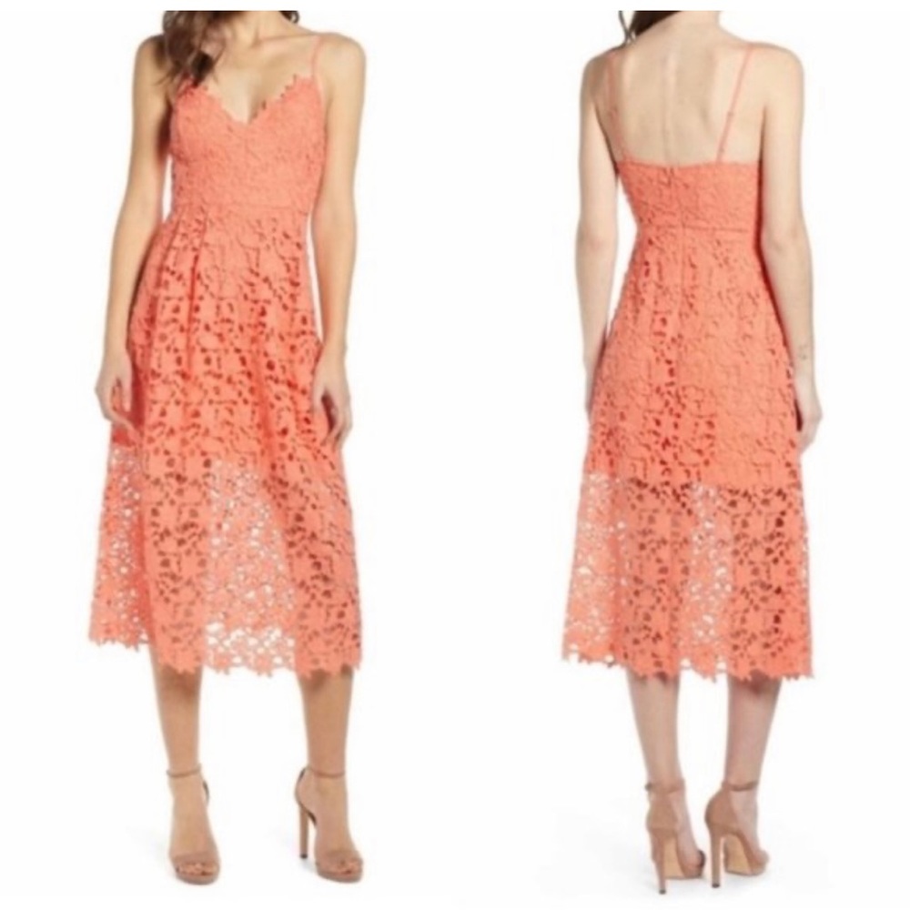 ASTR THE LABEL Lace Midi Dress - Medium